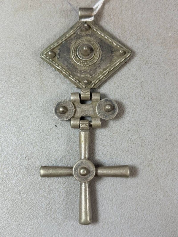 260643 - LARGE Old Ethiopian Coptic Handmade Neck Cross - Ethiopia.