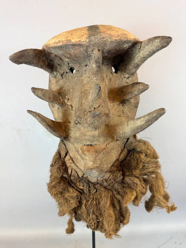 260973 - Old & Rare African We Guere War mask - Iv. Coast.