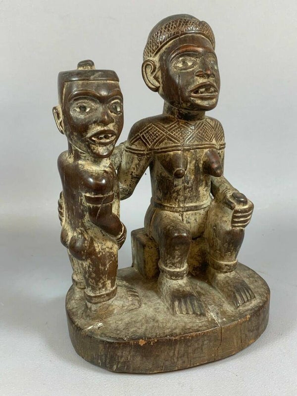 210305 - Rare Old Tribal used African Mayombe double statue - Congo.