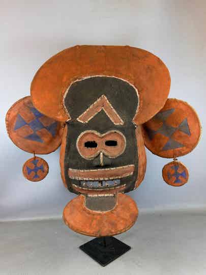 250511 - Extremely Rare African Mukanda Chokwe initiation mask - Angola.