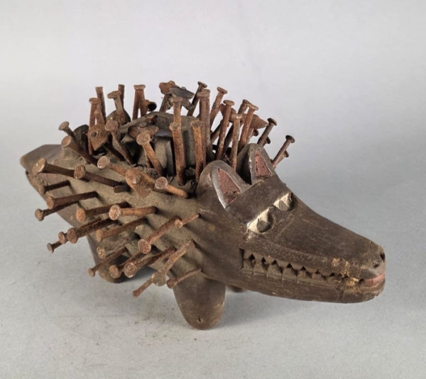 260741 - African Fetisch Bakongo Nkisi Nkondi two head dog - Congo.
