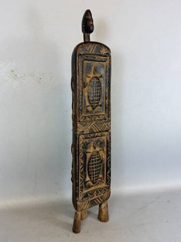 260983 - Authentic Dogon Medicin Cabinet - Mali.