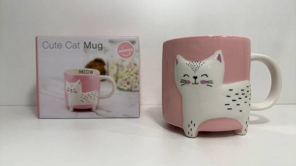 Grand mug chat heureux