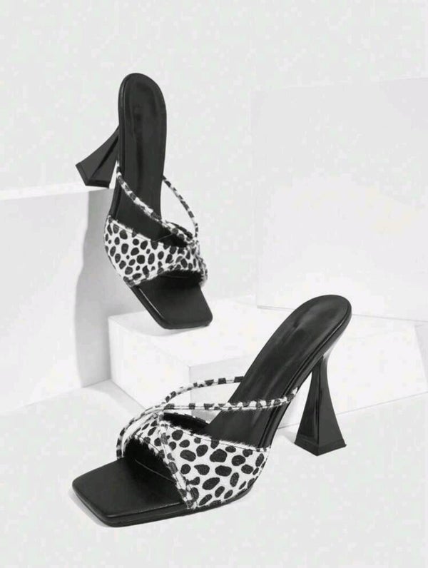 Curved heels
