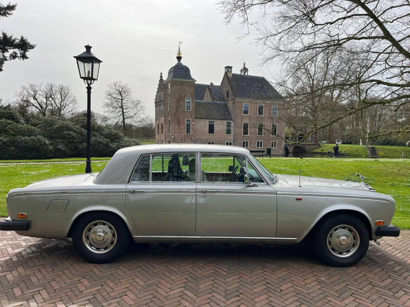 Daimler 2.5, Jaguar MK2, Daimler, Trouwauto, Jaguar, Klassieke trouwauto, Klassieker, trouwen, huwelijk, Mustang, Rolls Royce