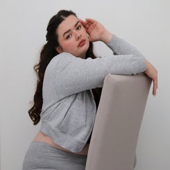 1000016402-standard.jpg