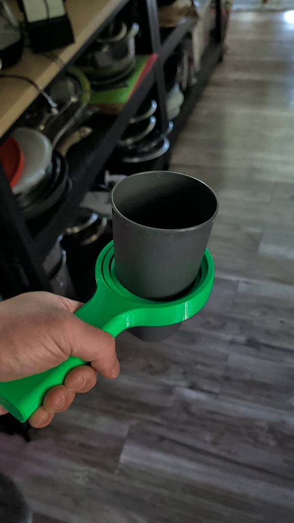 GyroGrip Adaptive Cup Holder