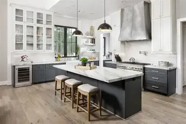 Magnolia Transitional - Transitional - Kitchen