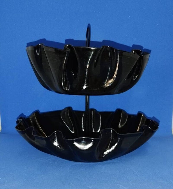 Design-Etagere „Pure Vinyl“ – "Charmaine"