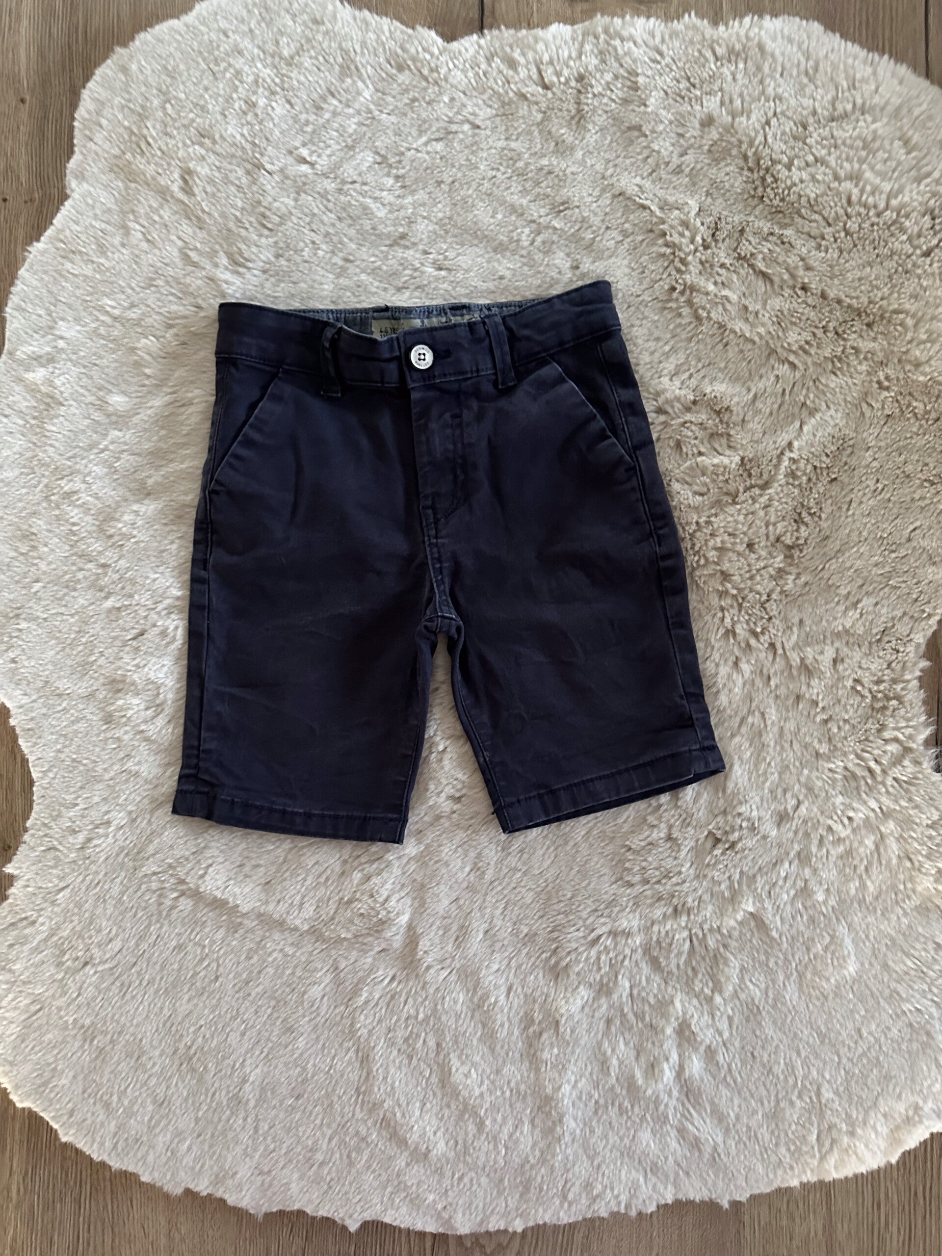Short l maat 110