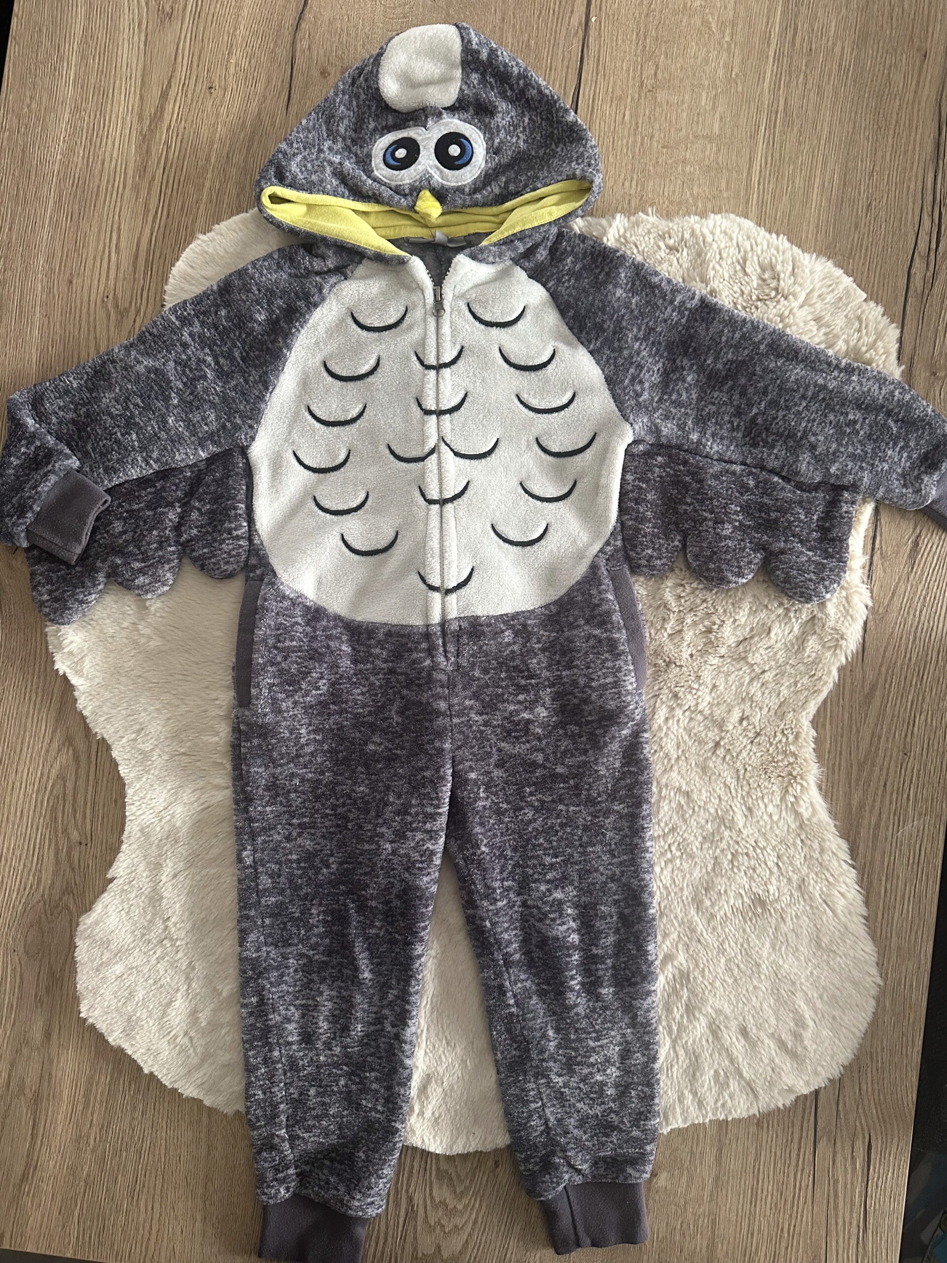 Onesie l Jbc l maat 104