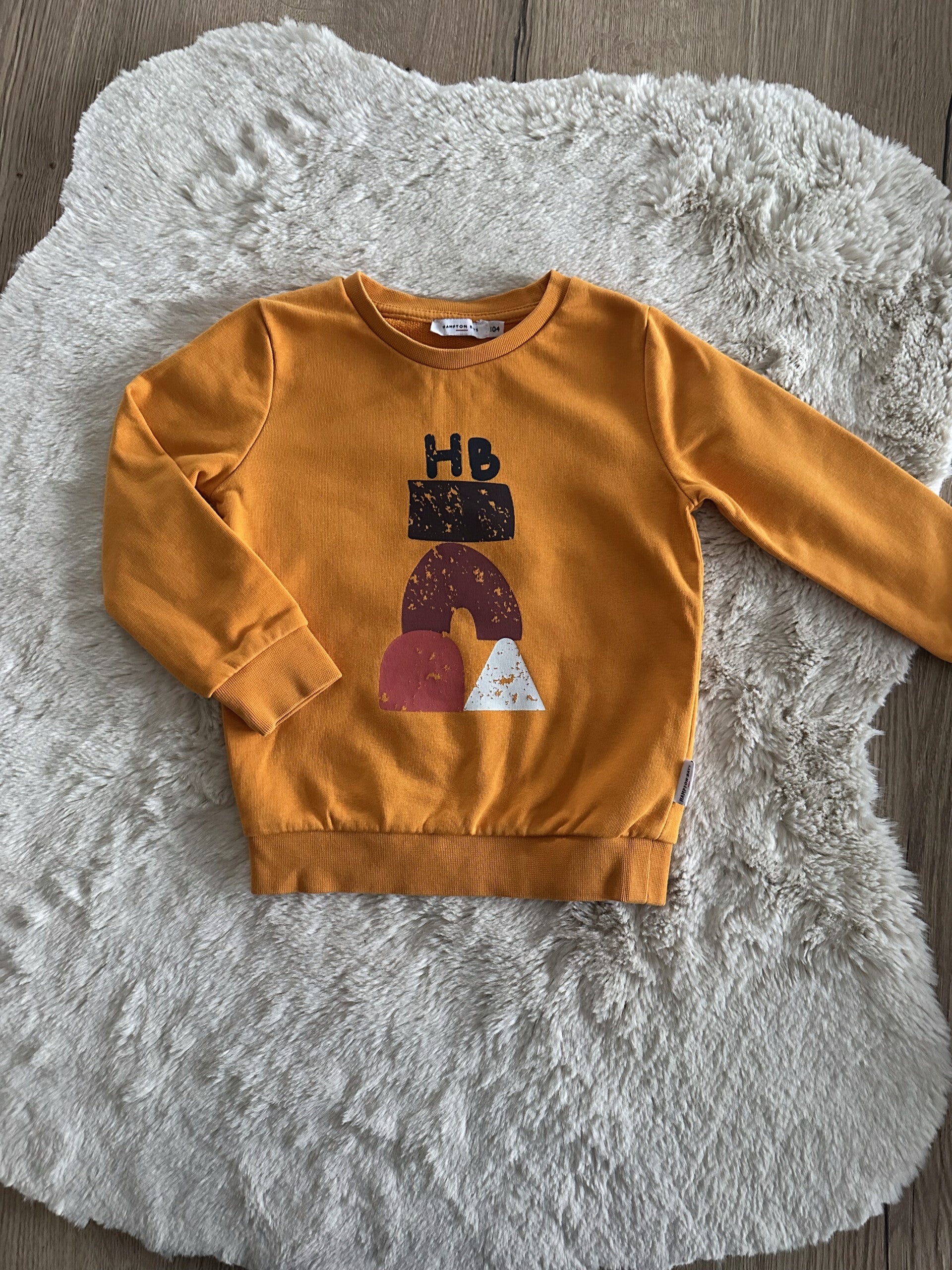 Trui l Jbc l maat 104
