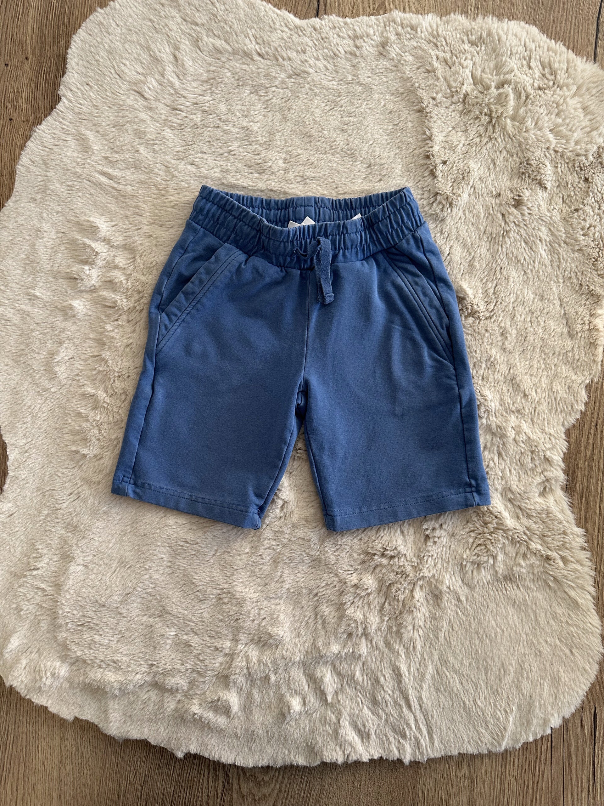 Short l Jbc l maat 128
