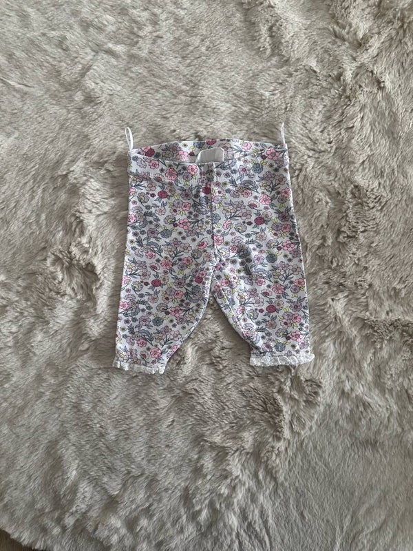 Broek l C&A l maat 62