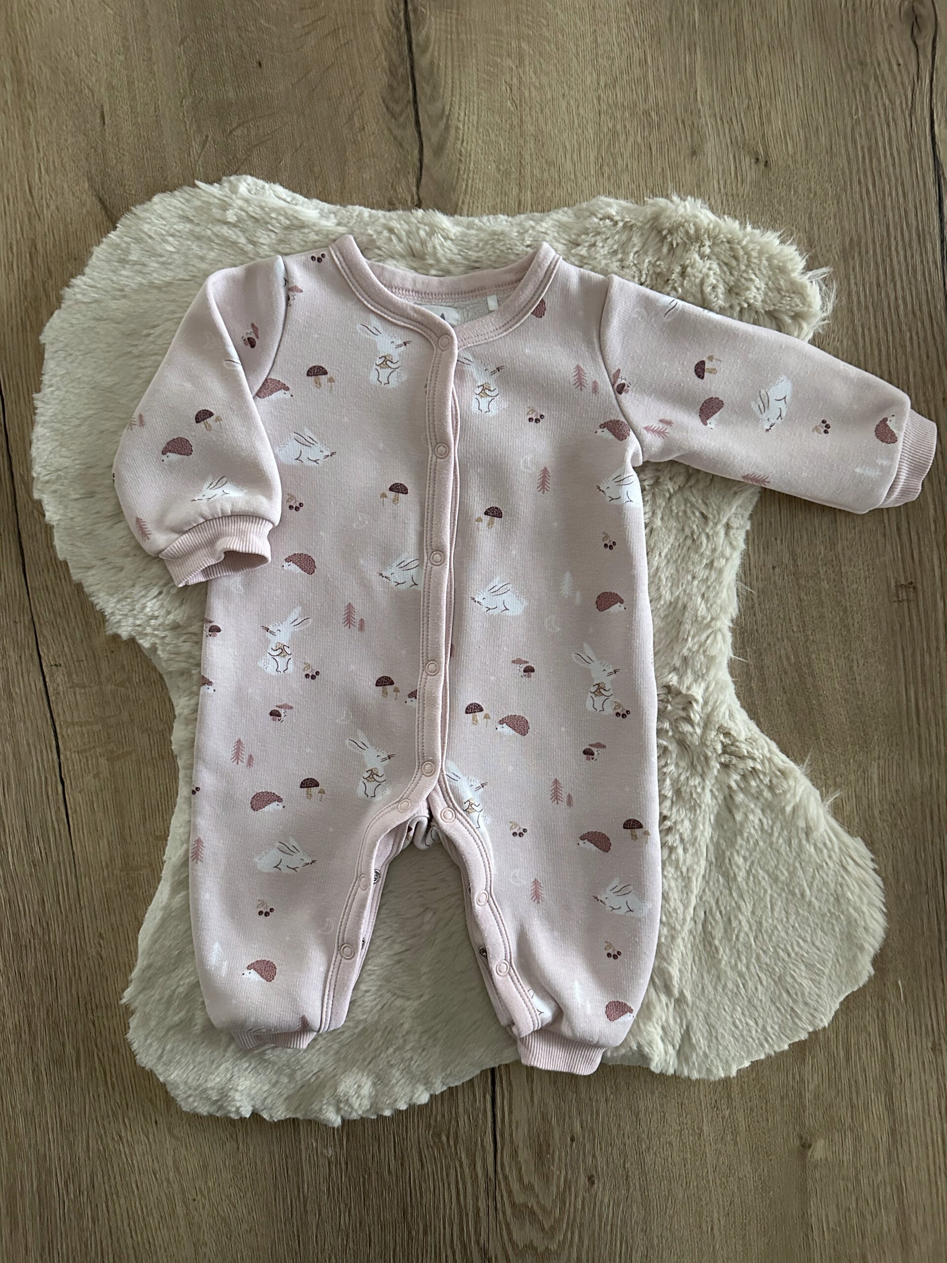 Kruippakje l C&A l maat 62