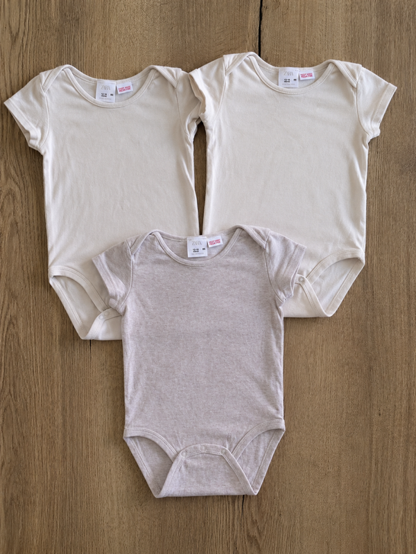 3 rompers - Zara - maat 86