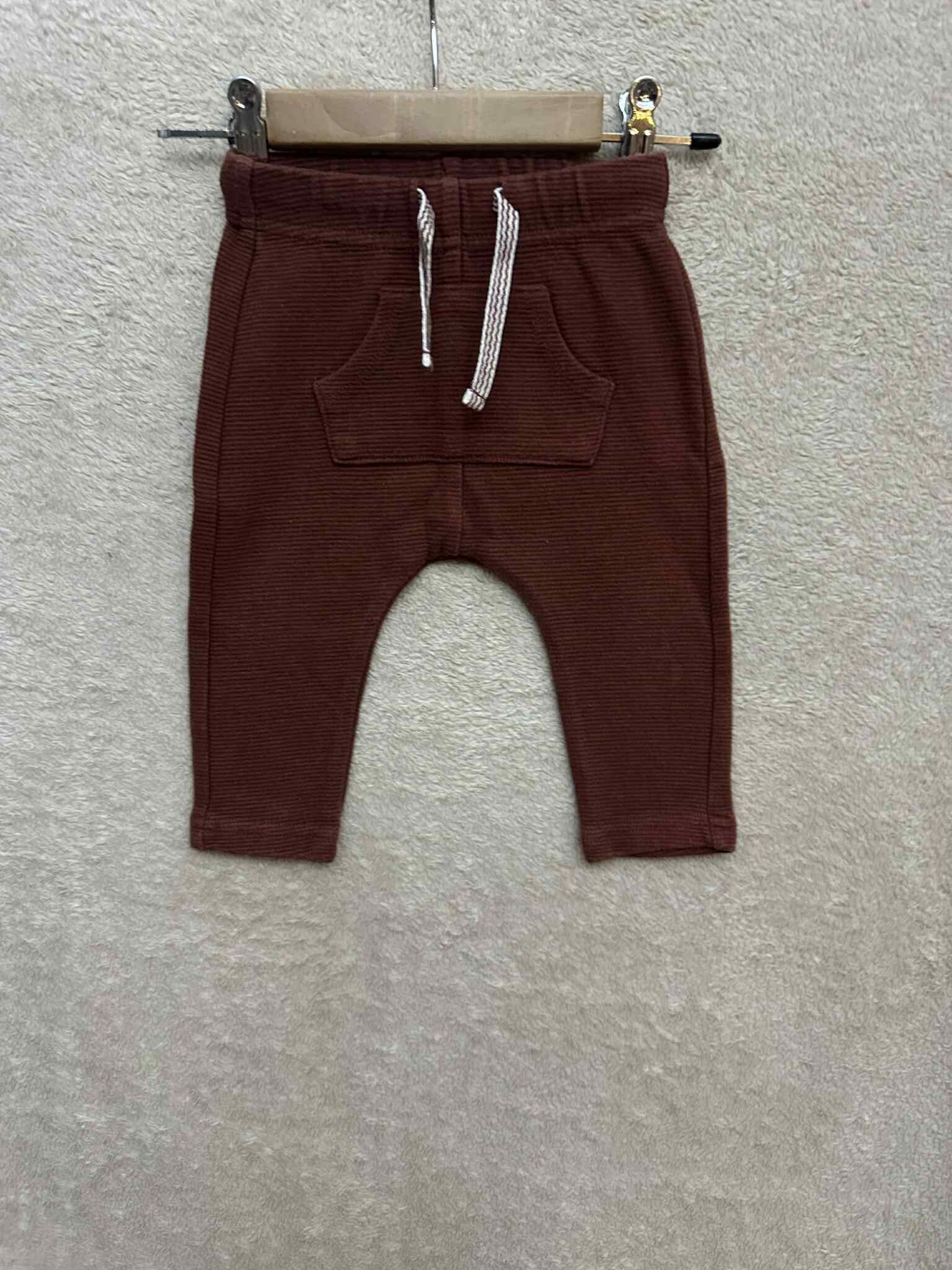 Broek l Hema l maat 68