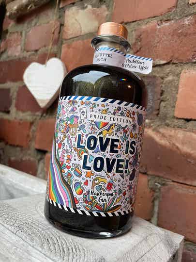 Gin "Love is Love" Heidelbeere - Pride Edition mit Glitzer