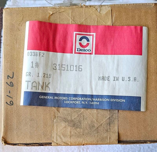 61/62 NOS Expansion Tank dated 89E Delco 3151016