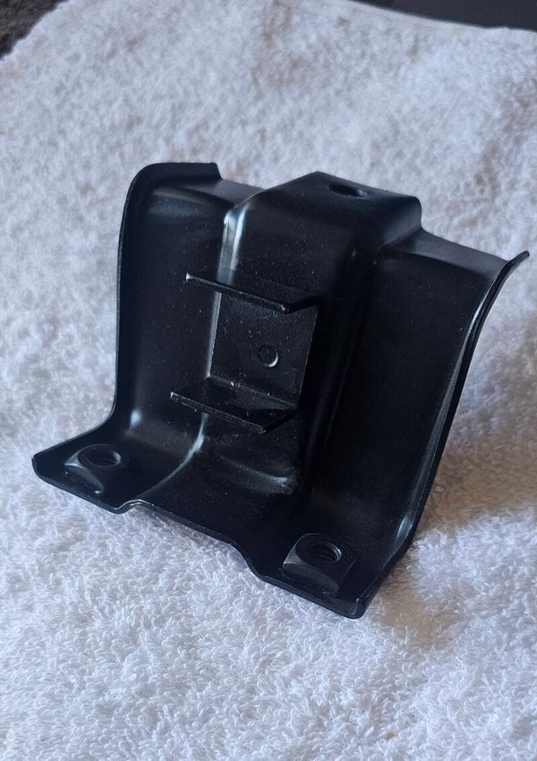 66-67 327 Upper Fan Shroud Bracket (New)