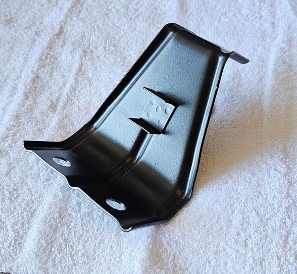 63-64-65 Upper Fan Shroud Bracket (New)