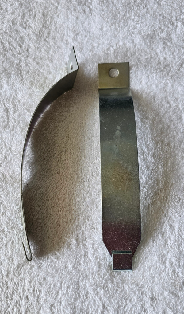 61-62 Expansion Tank Strap (1)
