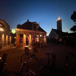 #terschelling, #bedandbreakfast, #besteuitjevannederland, #B&bvolliefde, #brandaris, #vvvterschelling, ervaarterschelling, #rederijdoeksen, #strandrijdenterschelling, #bedandrelaxterschelling, #airbnb, #booking.com, #werelderfgoed, #darksky, #bosplaat, #d