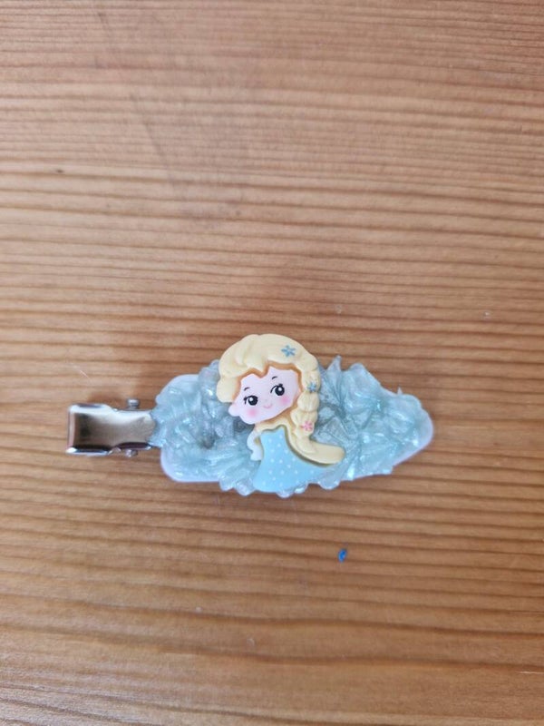 Haarspeltjes licht blauw elsa