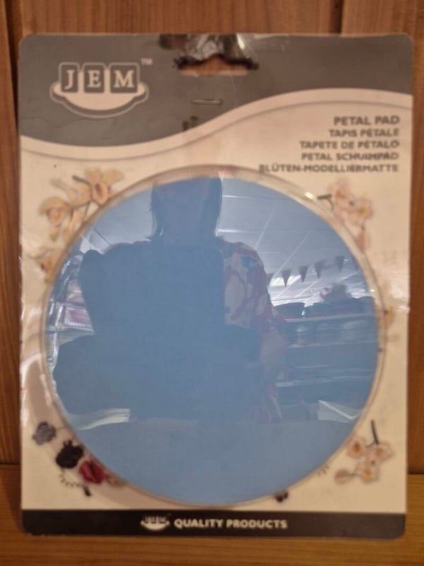 Petal pad