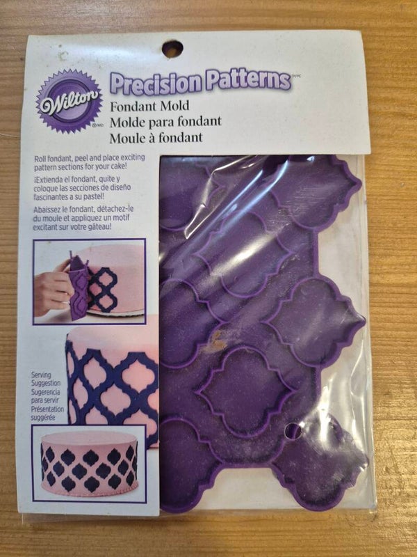Wilton precision patterns fondant mold