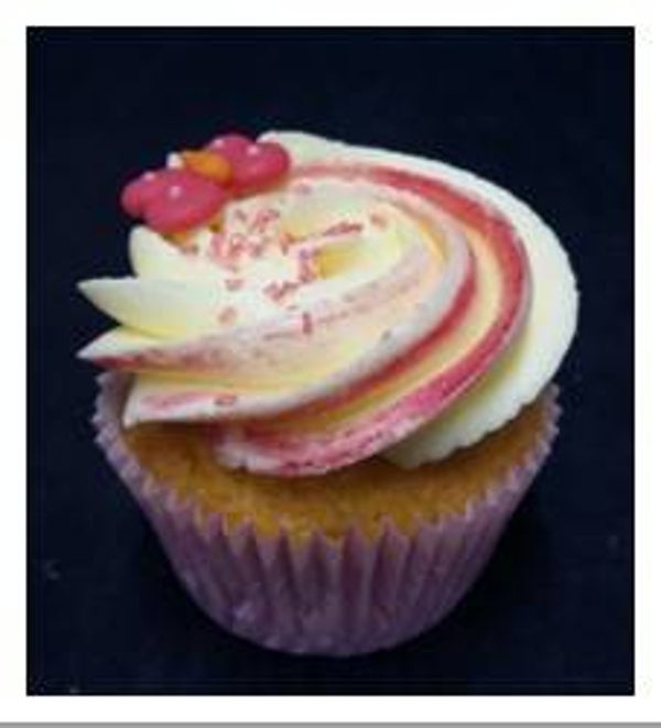 Cupcake - Vanillecrème en kersenvulling