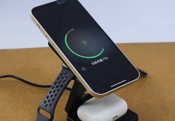 Chargeur sans fil magnétique pliable de Smartphone, Androïde, Montre, Ecouteur Bluetooth 15W - 3 dans 1