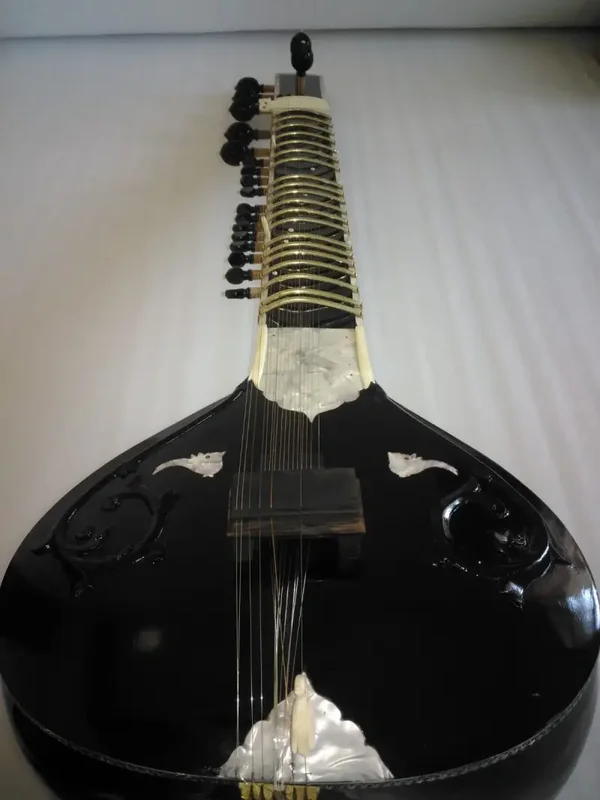 SITAR  -Vilayat khan style -BLACK)
