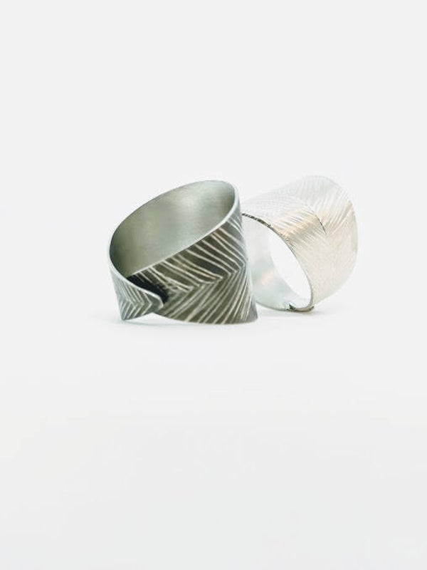 anillo Hoja de Luz