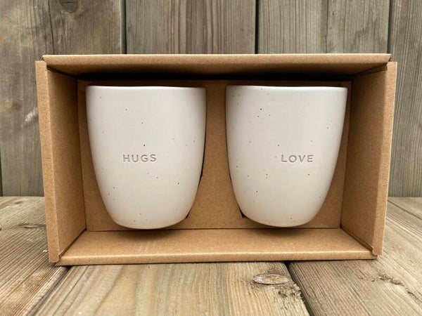 Hugs & Love mokken