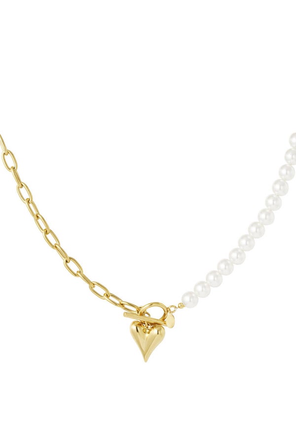 Parelketting met hartje