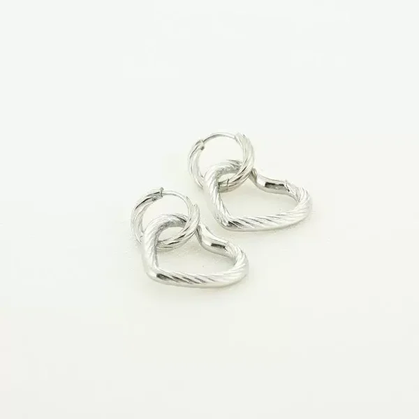 Oorbellen lovely heart zilver