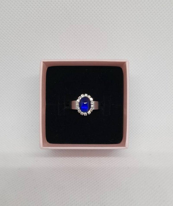'Sapphire Glow' ring
