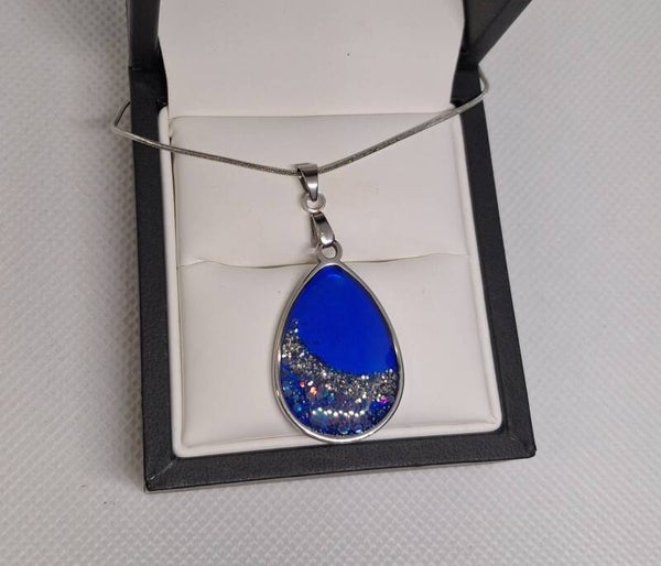 'Sapphire blue drop' ketting
