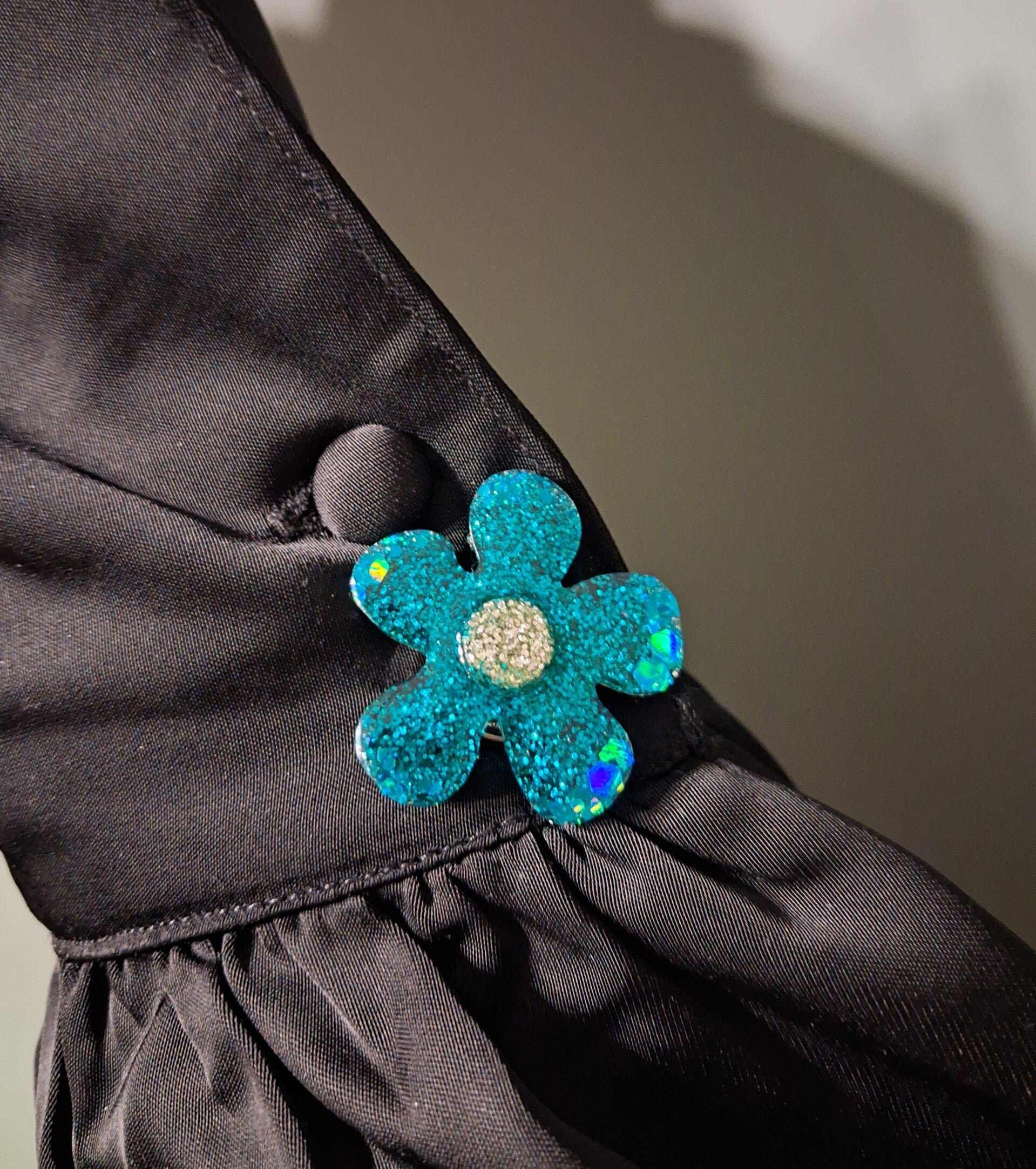 Bloom spark buttoncovers