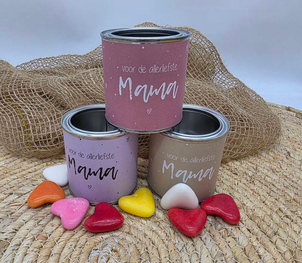 Blikje vol liefde voor mama