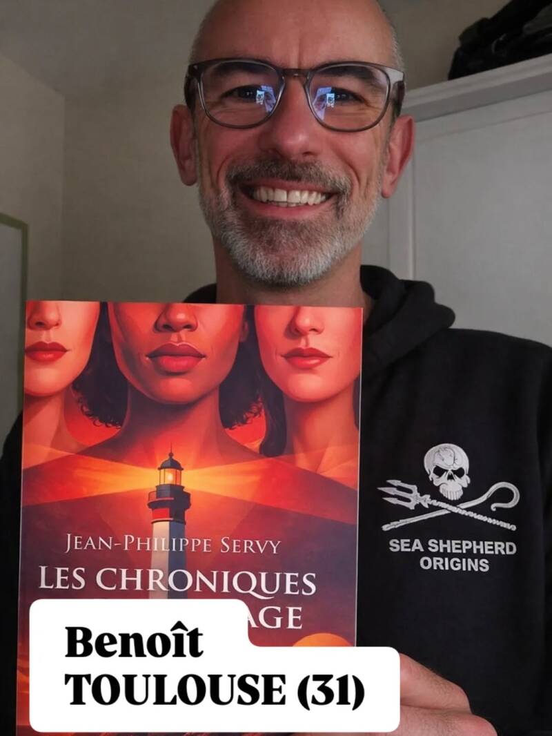 Les Chroniques de Beaurivage de Jean-Philippe Servy, le thriller incontournable de l'été à lire à la plage ou à la piscine. Un véritable succès populaire adopté par les lecteurs dans la France entière, toutes régions confondues.
