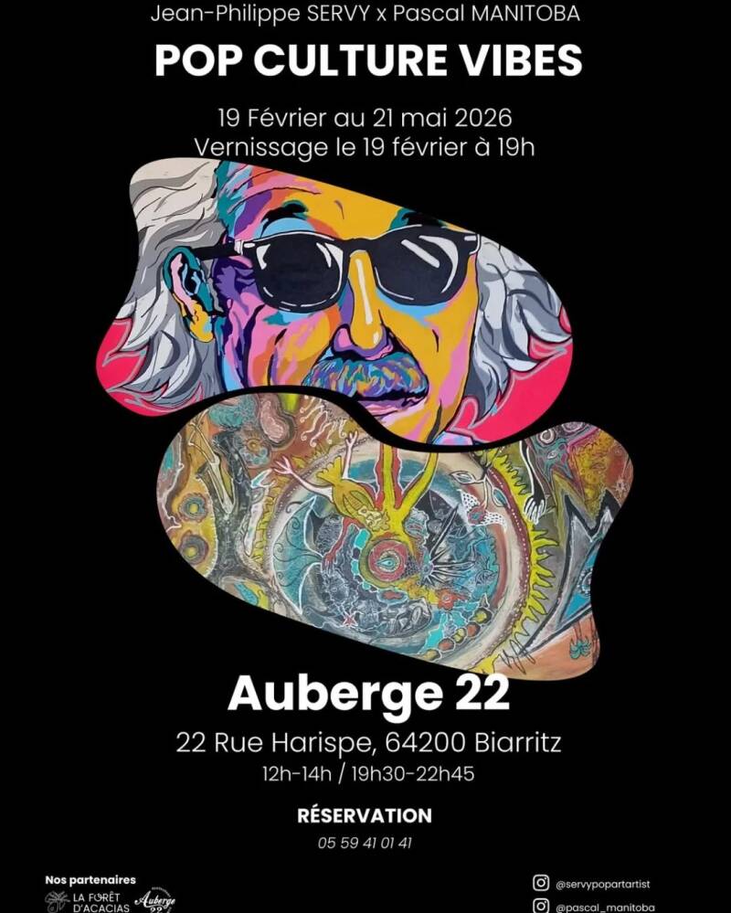 L'auteur et artiste pop art Jean-Philippe Servy lors de son exposition Pop Culture Vibes et sa dédicace pour le thriller Les Chroniques de Beaurivage à l'Auberge 22 à Biarritz.