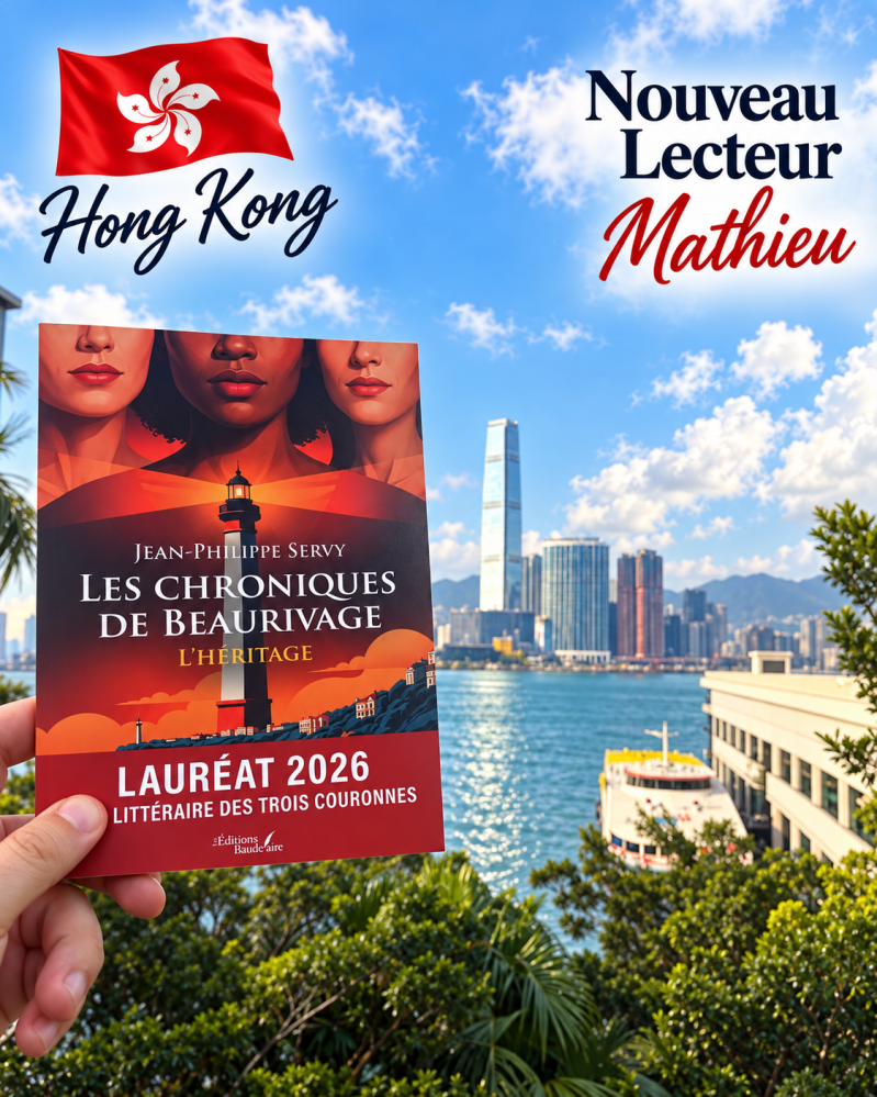 Les Chroniques de Beaurivage – L’Héritage, thriller psychologique de Jean-Philippe Servy, photographié devant Victoria Harbour à Hong Kong.