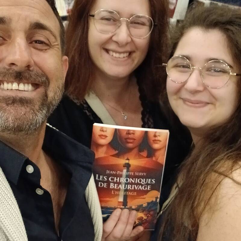 Les Chroniques de Beaurivage de Jean-Philippe Servy, le thriller incontournable de l'été à lire à la plage ou à la piscine. Un véritable succès populaire adopté par les lecteurs dans la France entière, toutes régions confondues.