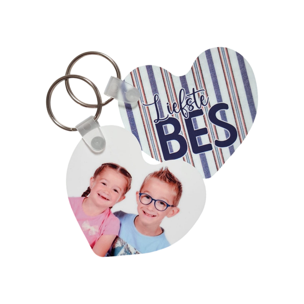 Hartvormige sleutelhanger 'Liefste moe/bes/oma' met foto