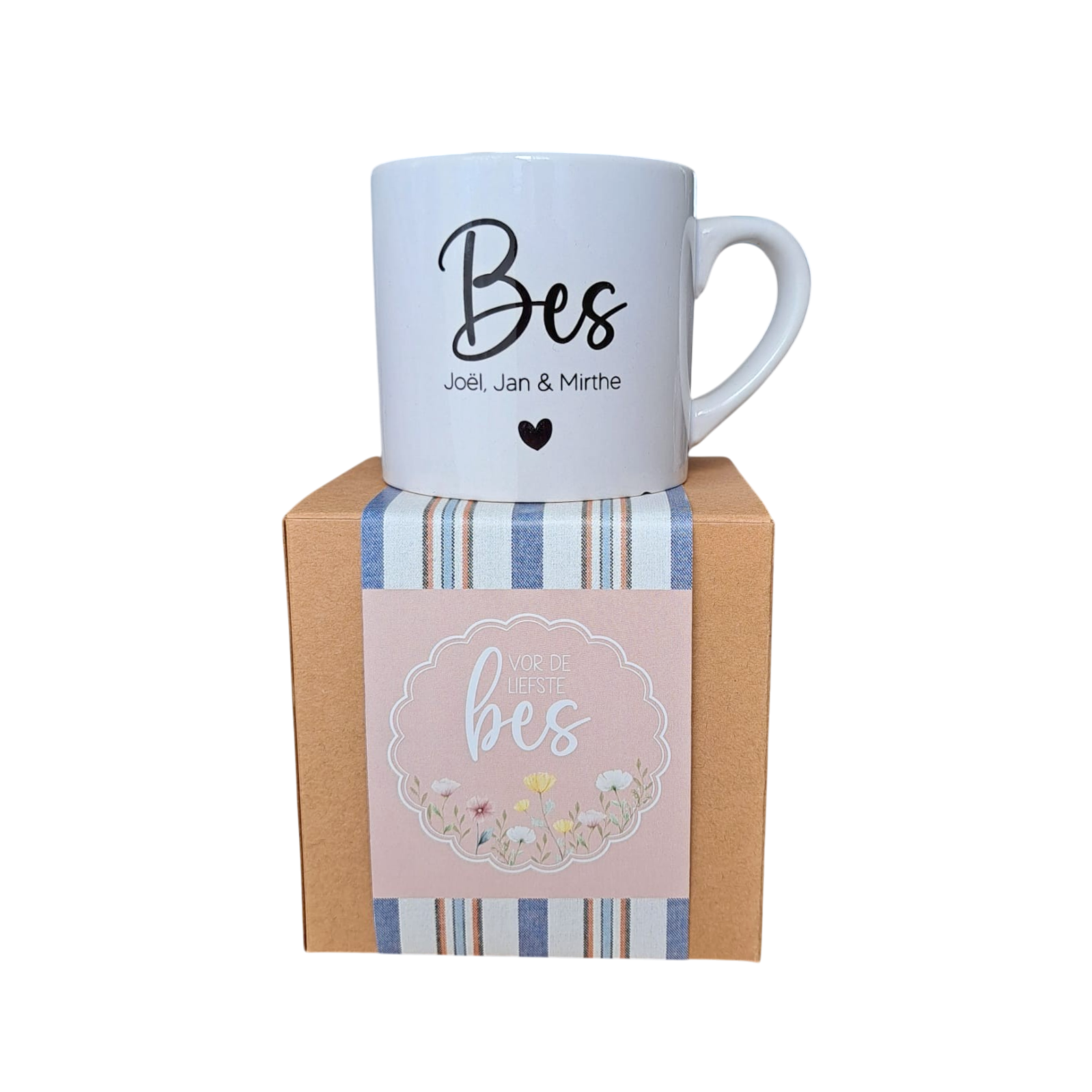 Mokje 'Moe/Bes/Oma' met namen, in cadeaudoosje