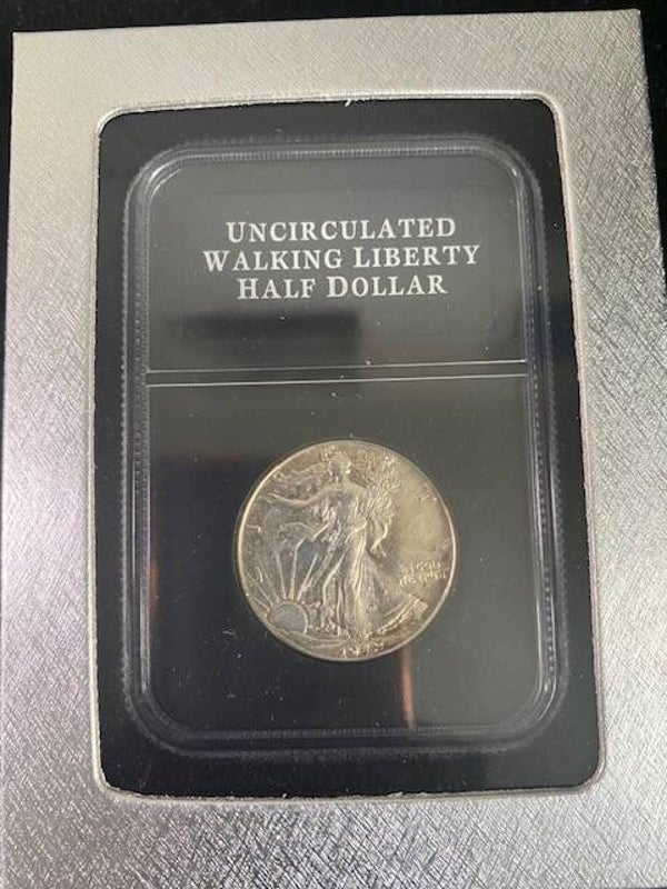 Uncirculated Walking Liberty Half Dollar – .999 Fine Silver Tribute Strike