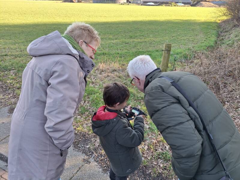 Wandelen met vogeltjesopa en -oma