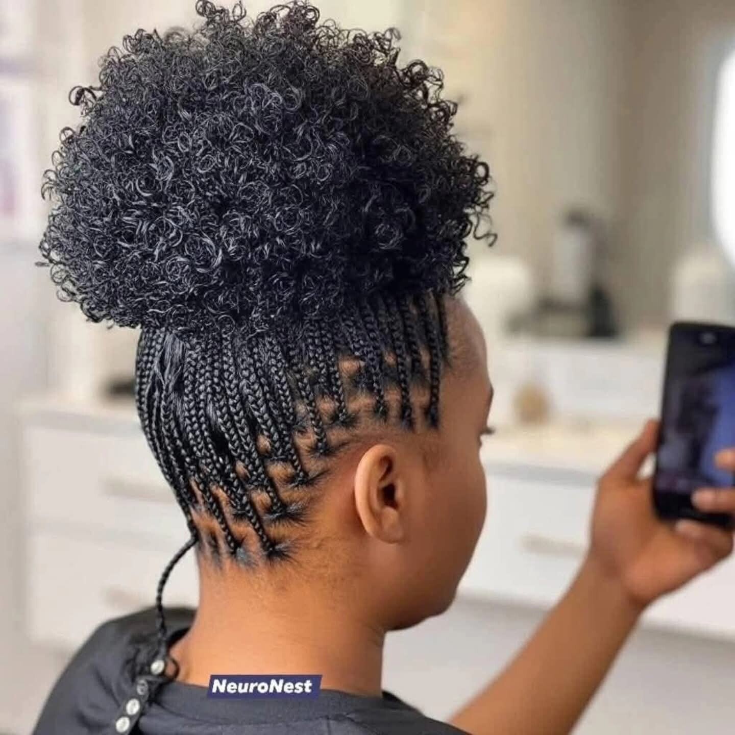 Kotless box braids end with curls